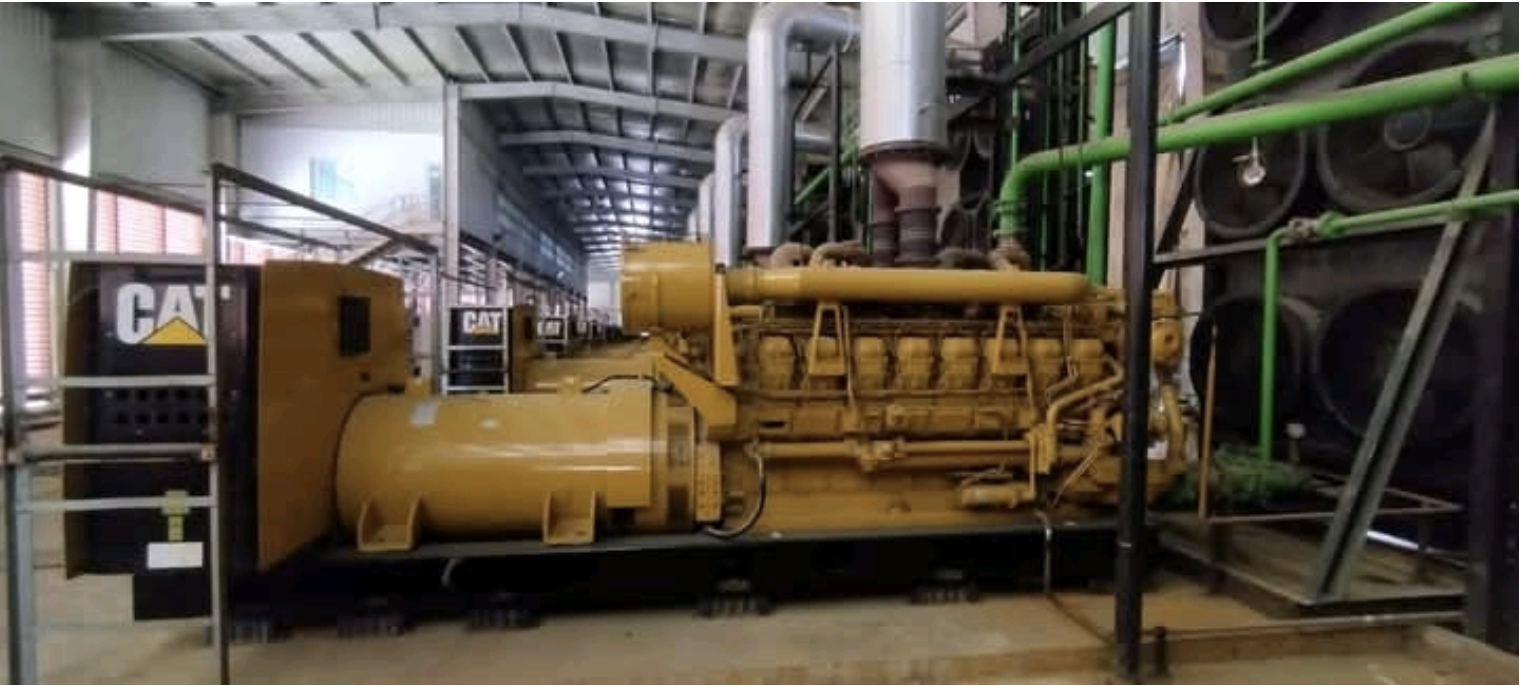 Caterpillar Generator Side View